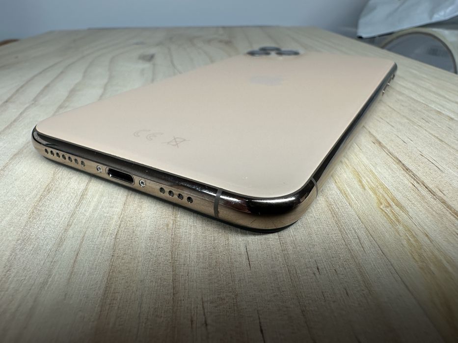 iPhone 11 Pro Max Gold  - 64 GB