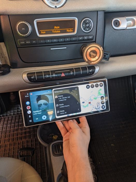 Navigație universală (tabletă mașină) - Android auto/ CarPlay wireless