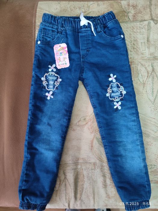 Продам платье на девочку