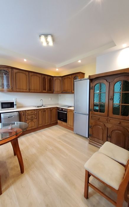 Дава се под наем Четиристаен апартамент в Банкя - 110 кв.м за 860 € - Снимка #8