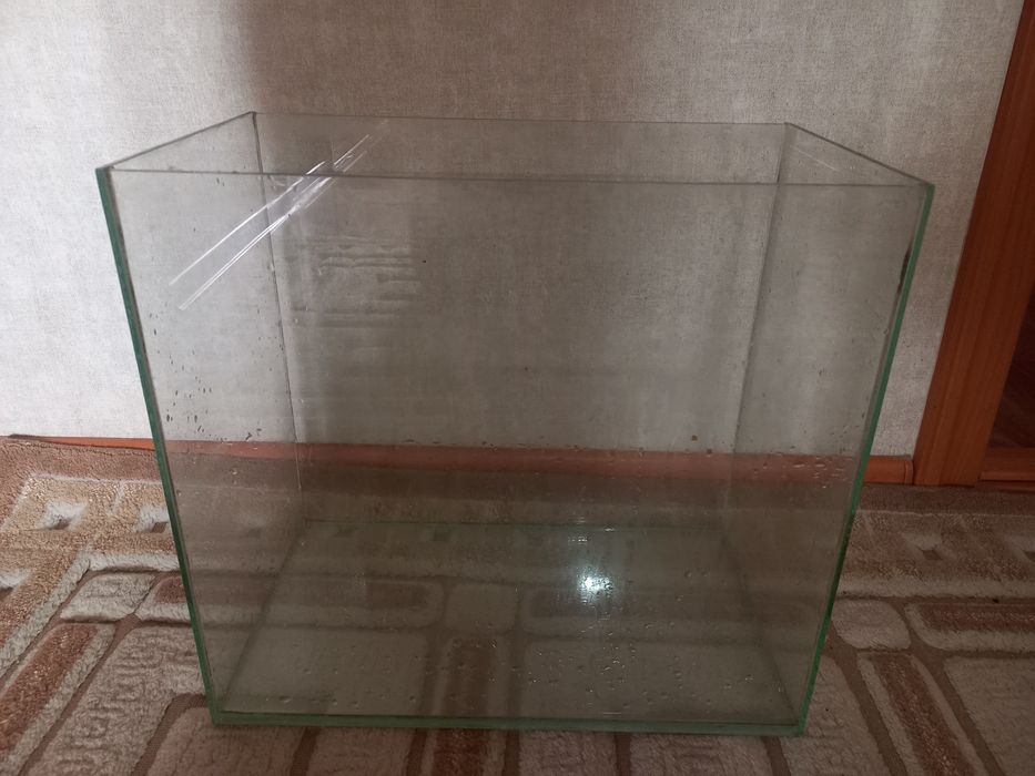 Продам аквариум 38л.для