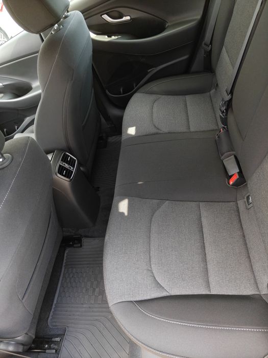 Hyundai i30 Fastback 1.5 tGDI in garantie