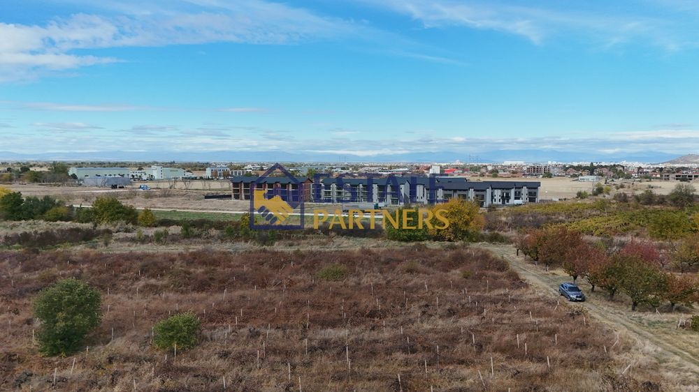 Продава се Земеделски имот в с. Марково, Област Пловдив за 35 €/дка - Снимка #2