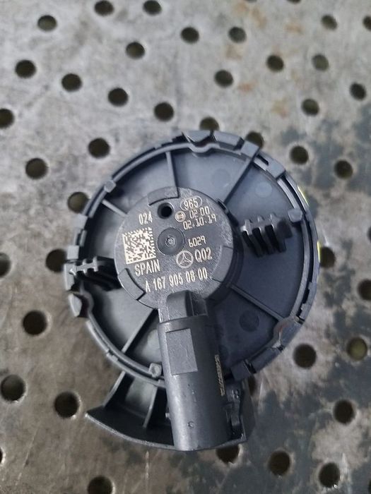 Senzor impact stanga fata mercedes b class w247 a1679050800