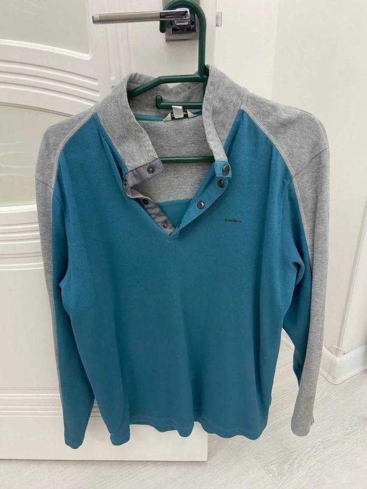 Продам кофту Calvin Klein