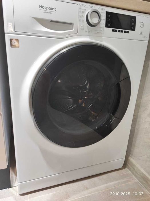 Дава се под наем Двустаен апартамент в София, Люлин 10 - 57 кв.м за 750 € - Снимка #3