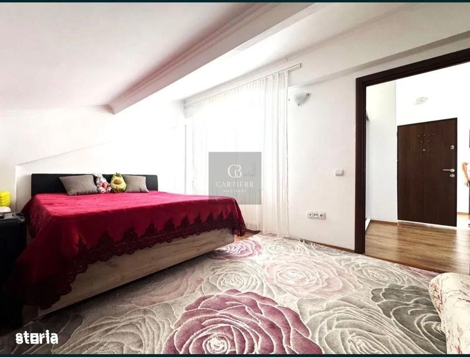 Apartament 3 camere, mansardă, Damaroaia