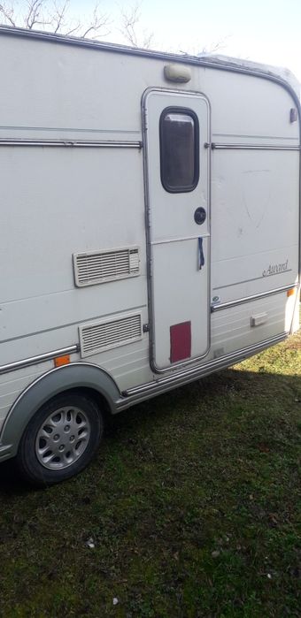 Продавам каравана