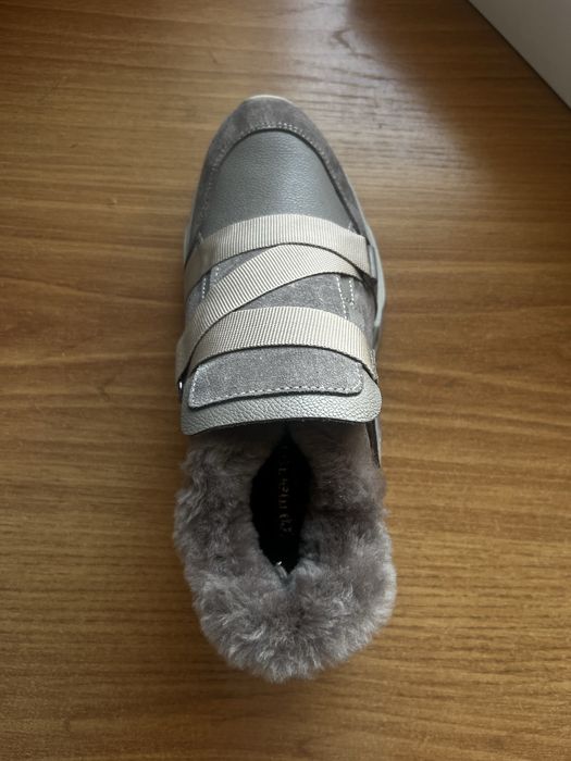 Кроссовки зимние