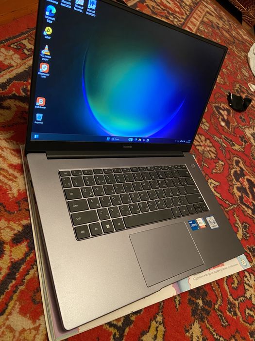 Huawei 1155G7 Core-i5 SSD новом сост