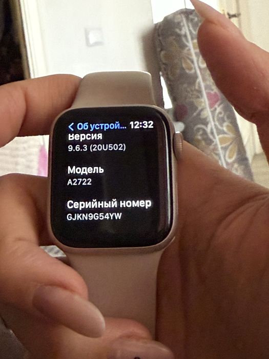 Apple Watch  SE 40 мм