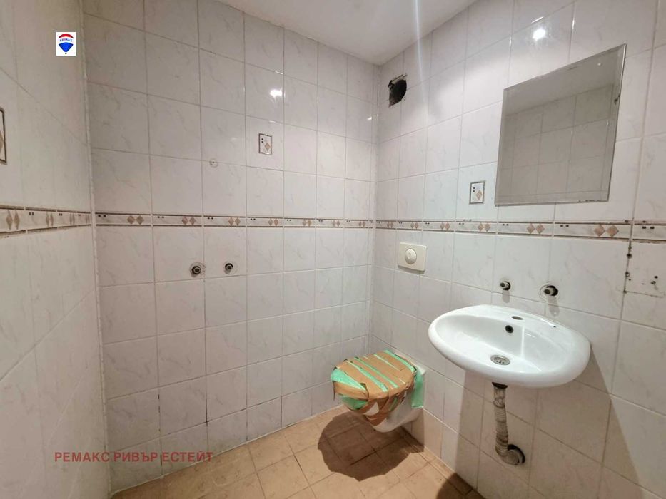 Продава се Хотел в Русе, Централен южен район - 272 кв.м за 476 €/кв.м - Снимка #8