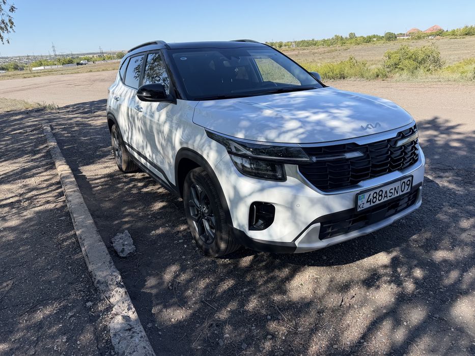 Кия Селтос новая автомашина
