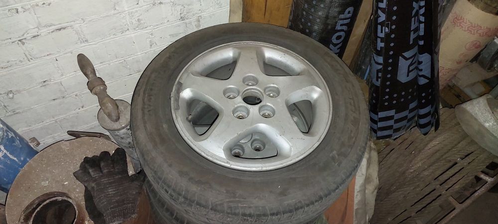 Шины с дисками .