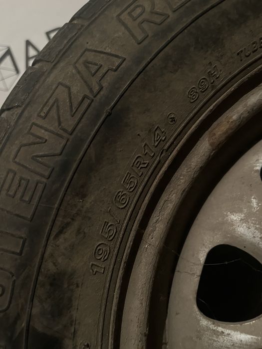 Продам резину с диском 195/65/r14