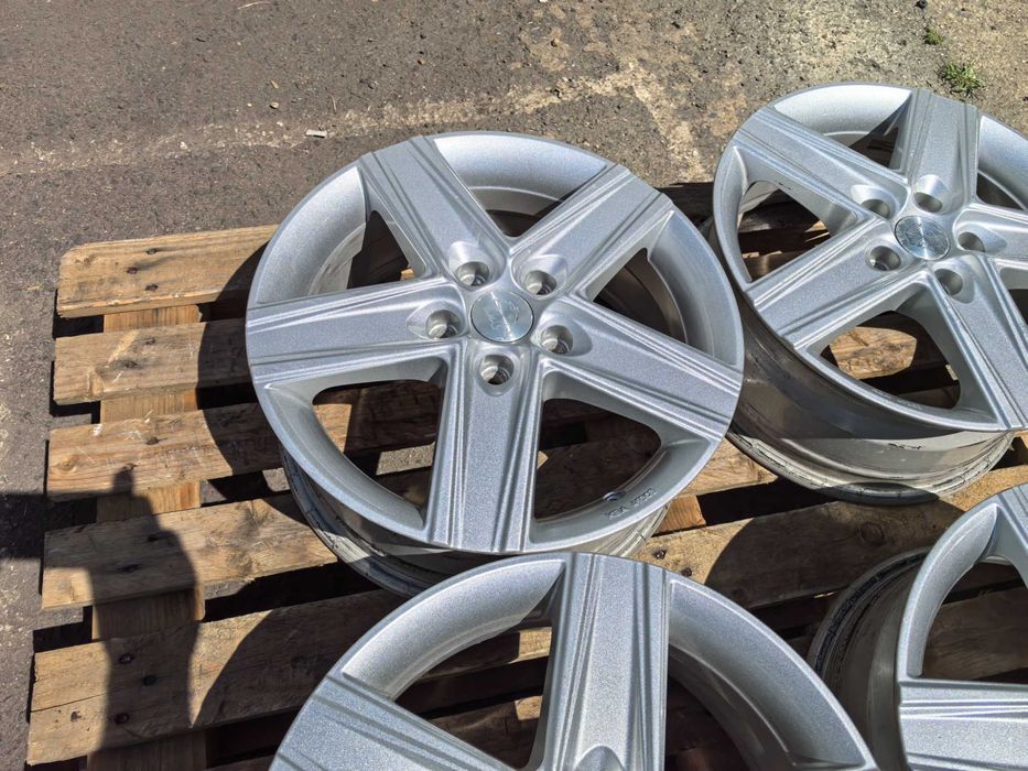 16 цола 5 х 108 мм Пежо / Опел / Форд / Волво - 6,5 Инча / ЕТ 48