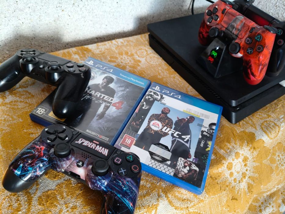 Ps 4 slim 1Tb  90000тг