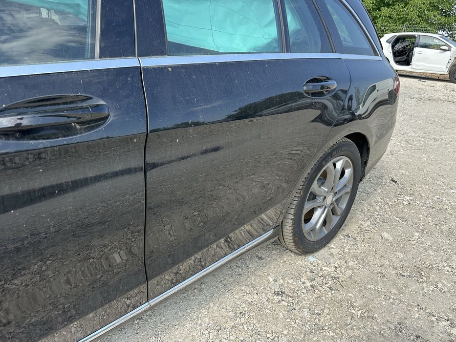 Врати леви за Мерцедес W205 c220 комби след 2015г.!