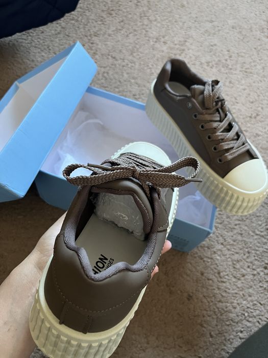 Кеды женские на толстой подошове