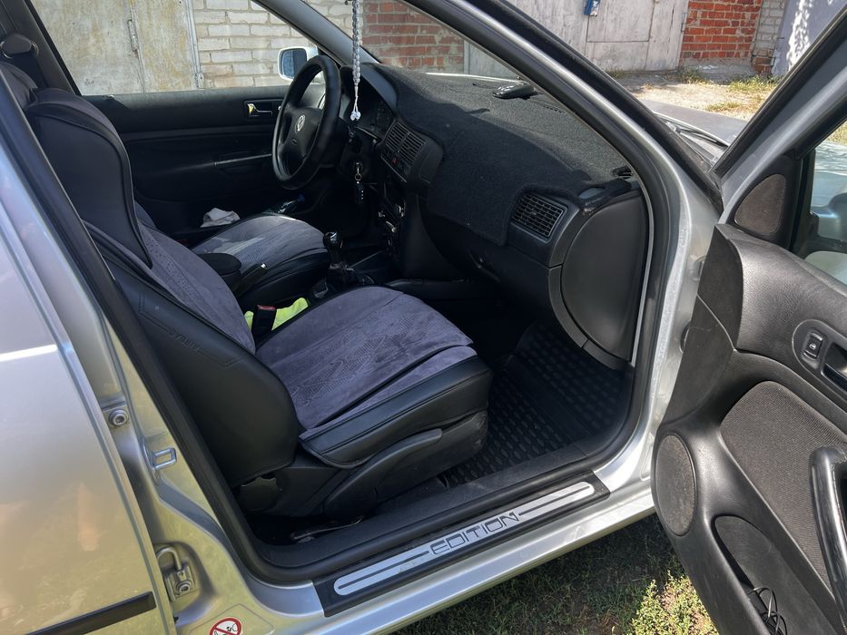 Volkswagen Golf IV