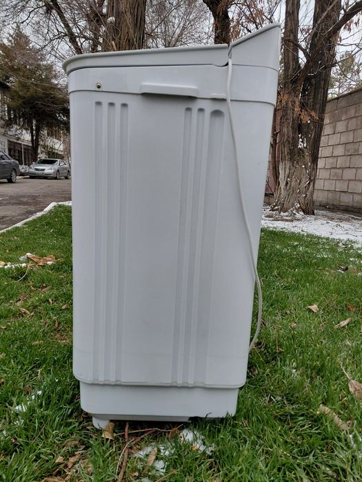 Продаётся стиральная машинка, полуавтомат