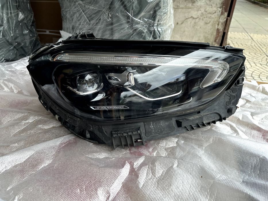 Десен фар Mercedes C-class W206 Led High Performance