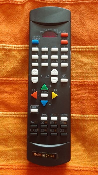 Telecomanda universala TV, DVD si alte device-uri