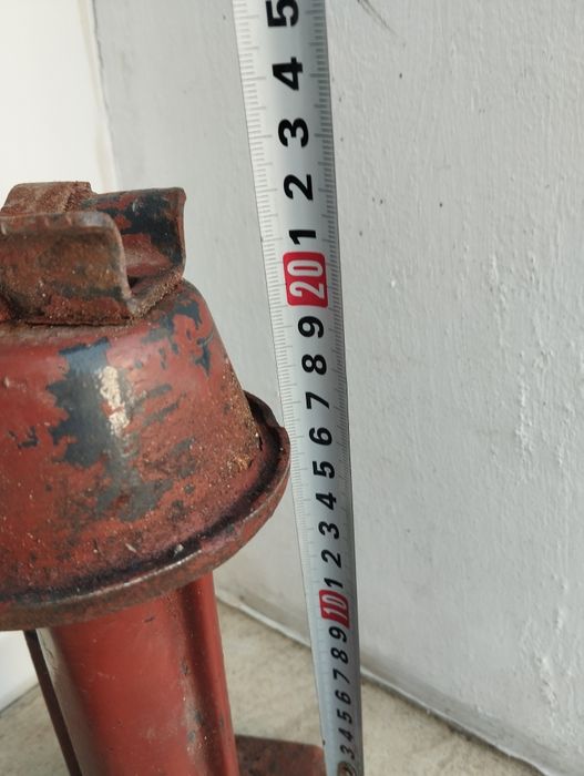 Винтов крик за бус