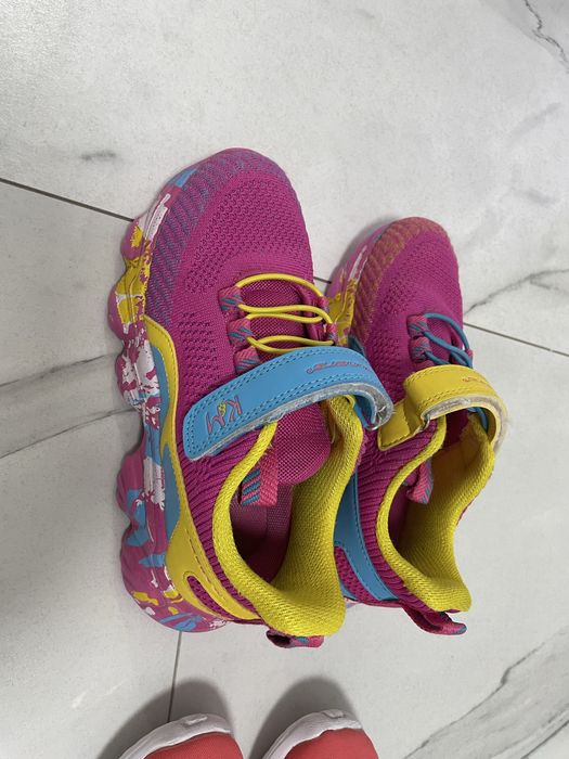 Страхотни детски маратонки