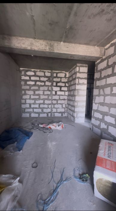 Buxoro city 2 xonali uy sotiladi