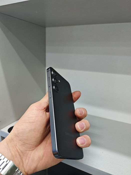 Samsung Galaxy S24 256гб