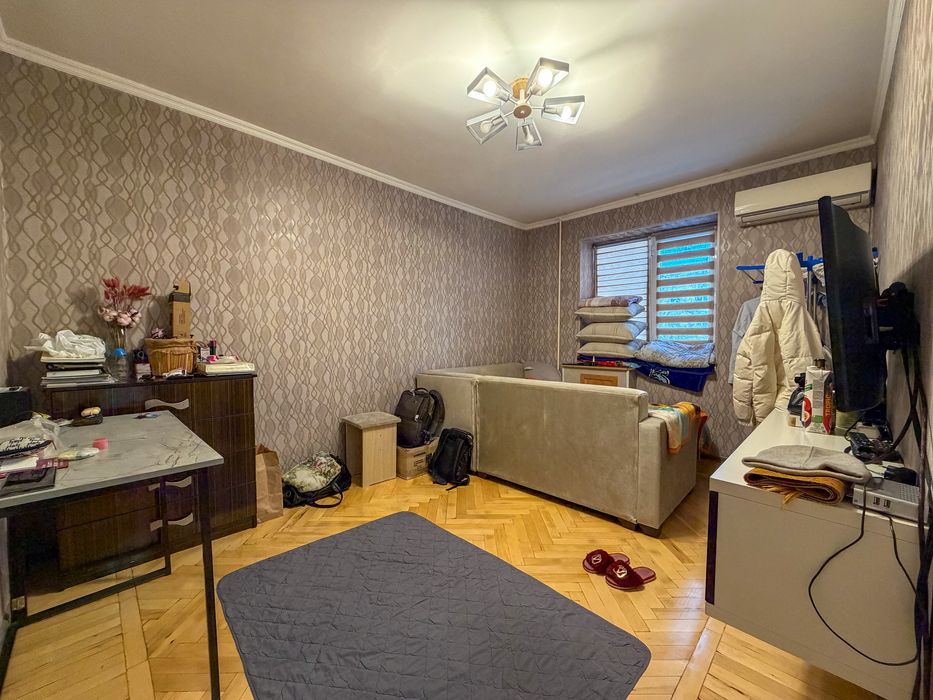 2/2/4 40м2 Новомосковская / арендатор за 470 / кирпичный дом