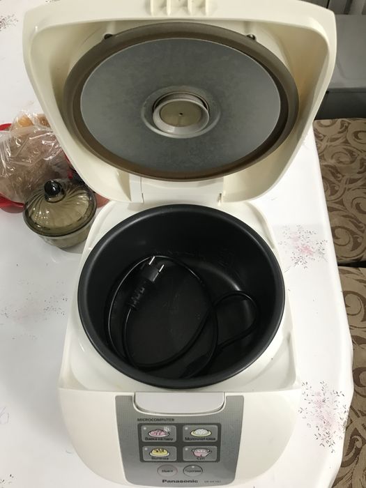 Мультиварка Panasonic SR-DF 101