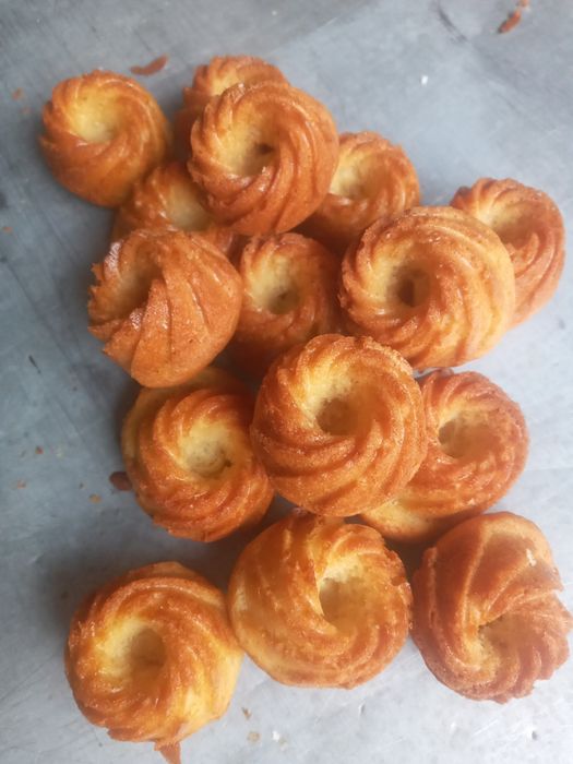 Кандитер махсулотларидан ургатамиз