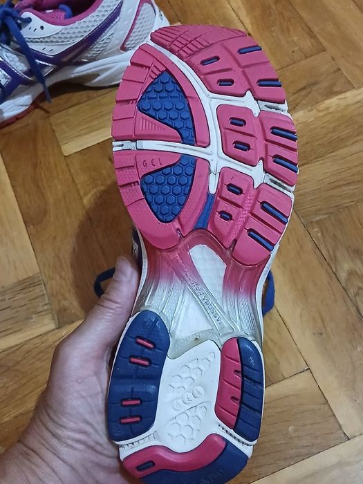 Маратонки ASICS Намаление