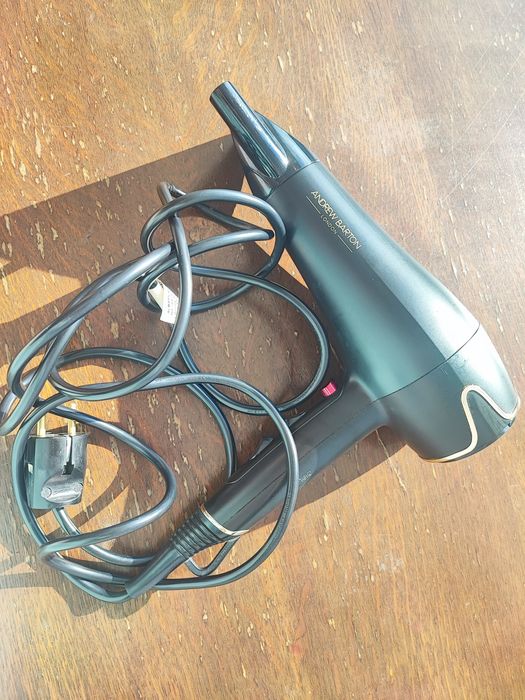 Сешоар Andrew Barton London