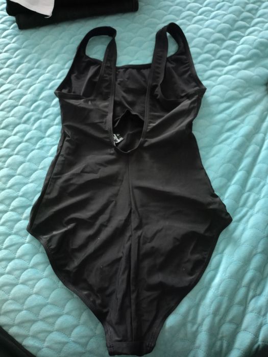 Продаю купальник новый