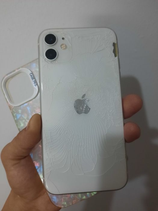 iPhone 11 128Gb АКБ 74%