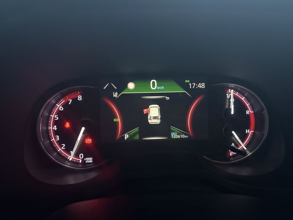 Toyota RAV-4  Dynamic