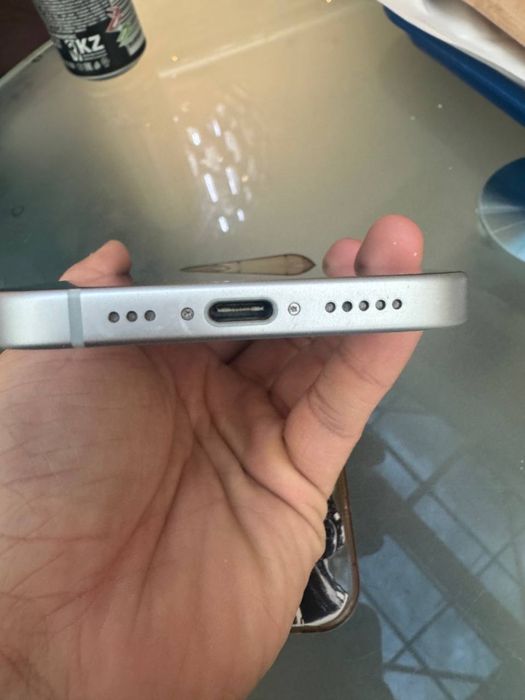 Iphone 15, емкость аккума 88