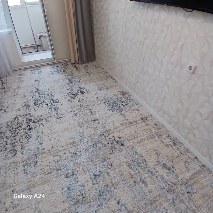 Продам ковер турецкии новыи