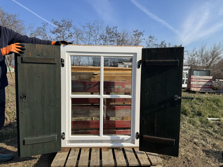 FEREASTRA LEMN OBLOANE Germania geam termonan  H 124 x L 98  9 buc