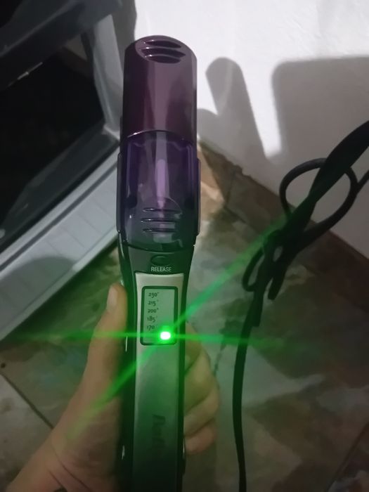 Placa de îndreptat parul.