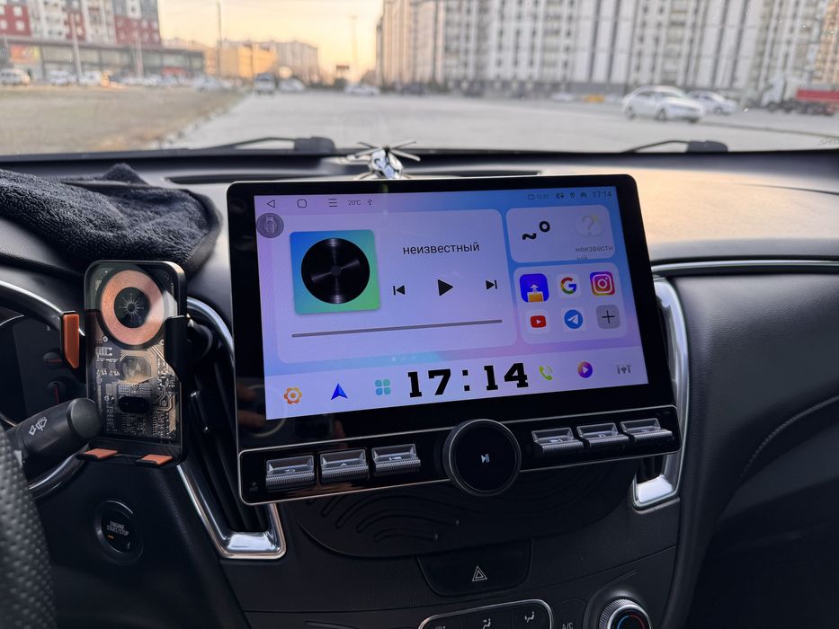 Manitor sotiladi 4-64gb