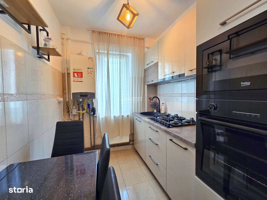 Apartament 3 camere, RENOVAT, Dacia- statia Bicaz