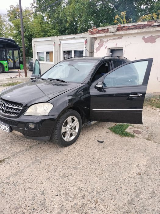 Vând /schimb Mercedes ml