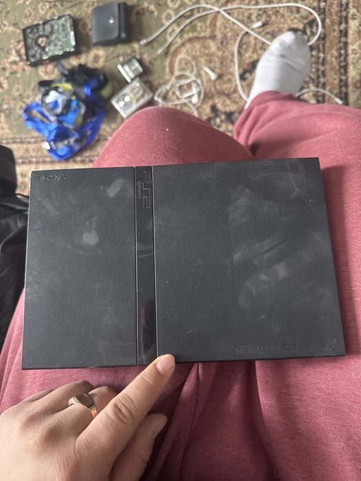 Playstation 2 продам без комплектующих