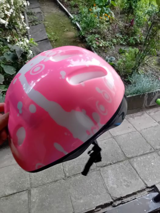 Дамски кънки с наколенки лакатници