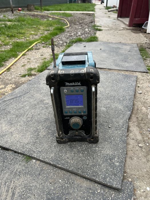 Boxa makita  perfect functionala