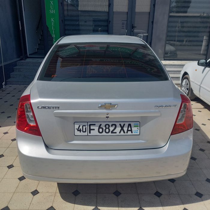 Jentra sotiladi 11800$